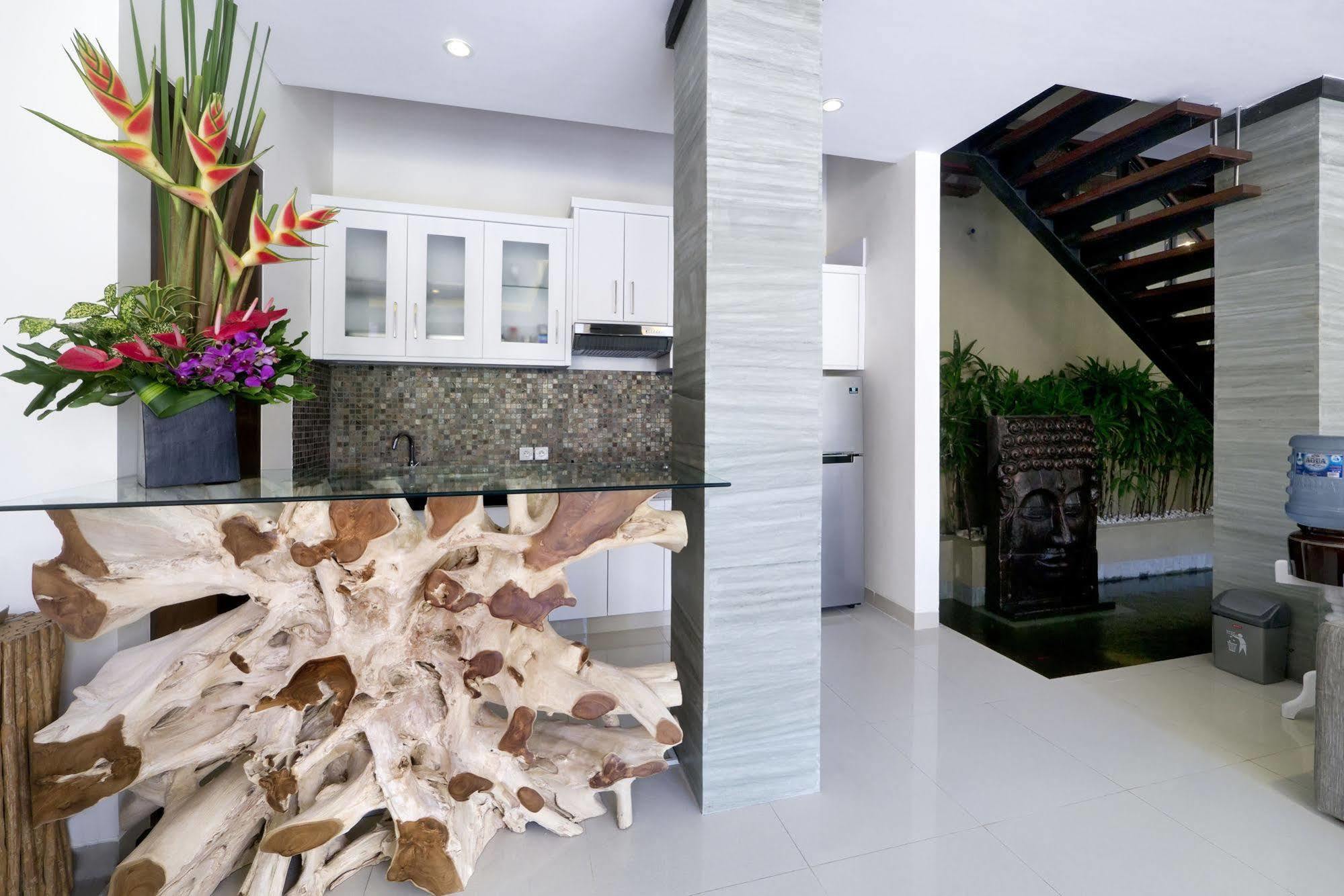 The Kumpi Villas Seminyak Exteriér fotografie