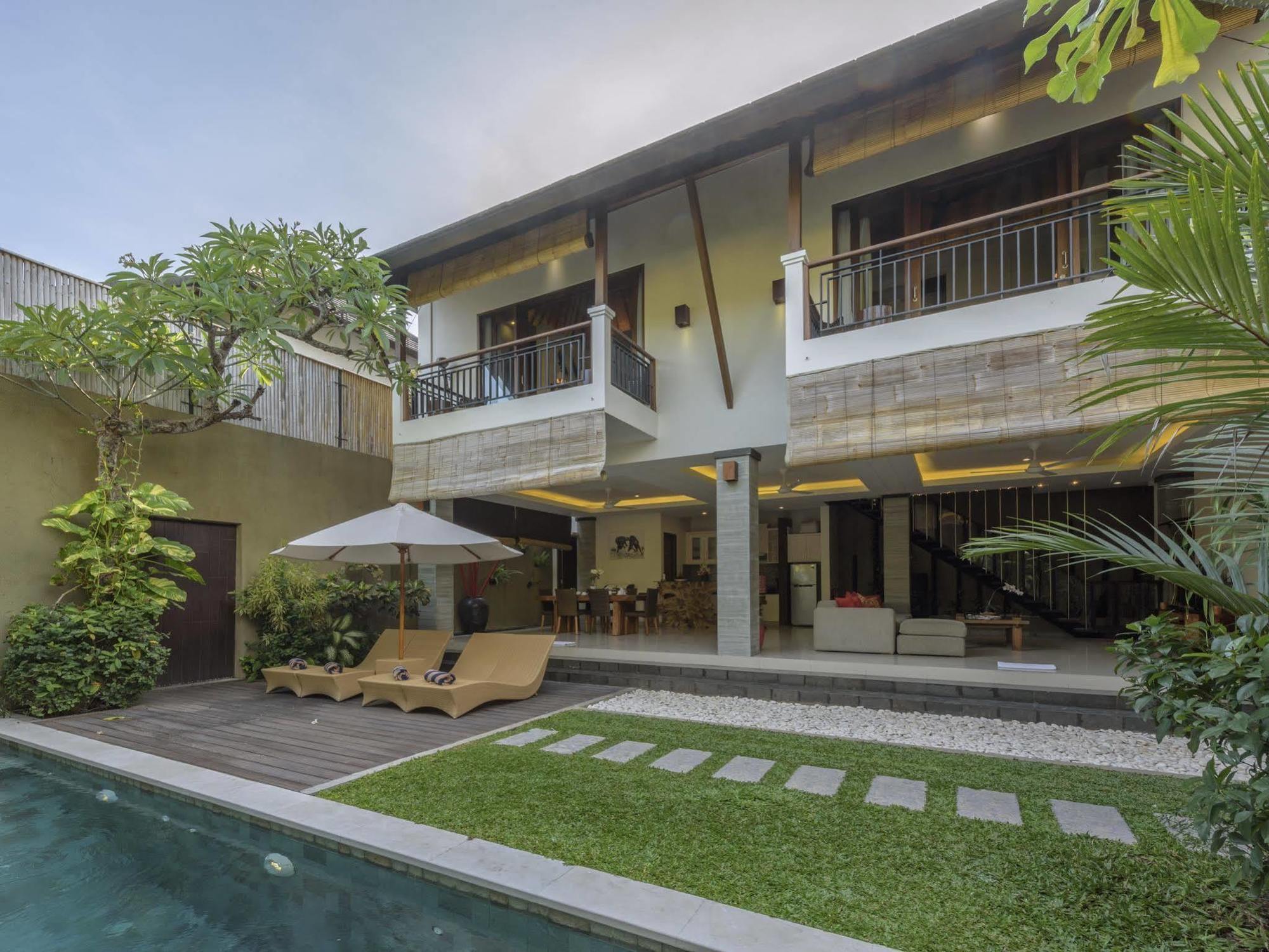 The Kumpi Villas Seminyak Exteriér fotografie